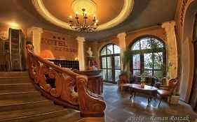 Hotel Polonia Ostrów